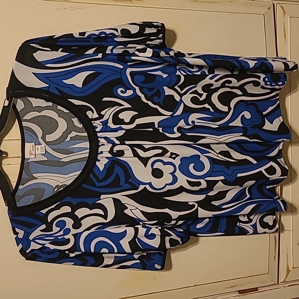 Women's Top